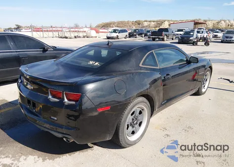 2013 Chevrolet Camaro 2Ls z USA, uszkodzony, nr VIN 2G1FA1E39D9206938